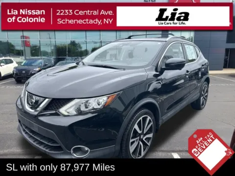 Black 2017 Nissan Rogue Sport SL for sale in Schenectady, NY