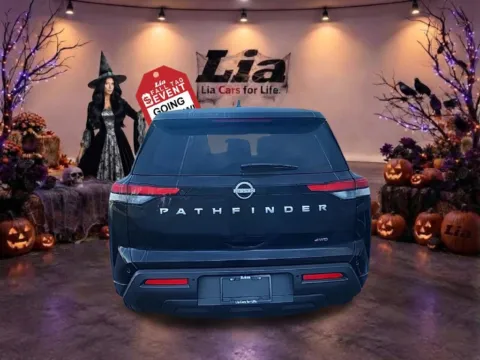 More photos of 2024 Nissan Pathfinder S at Lia Nissan of Colonie, NY