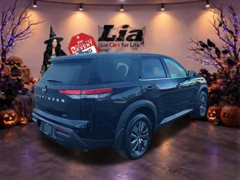 Another view of 2024 Nissan Pathfinder S for sale in Schenectady, NY at Lia Nissan of Colonie