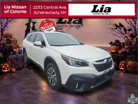 White 2022 Subaru Outback Premium for sale in Schenectady, NY
