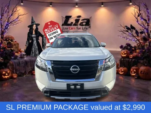 Photos of 2024 Nissan Pathfinder SL for sale in Schenectady, NY at Lia Nissan of Colonie
