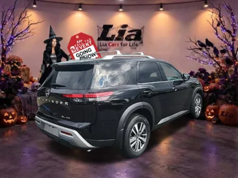 Another view of 2025 Nissan Pathfinder SL for sale in Schenectady, NY at Lia Nissan of Colonie