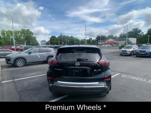 More photos of 2023 Nissan Murano SL at Lia Nissan of Enfield, CT