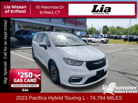 White 2023 Chrysler Pacifica Hybrid Touring L for sale in Enfield, CT