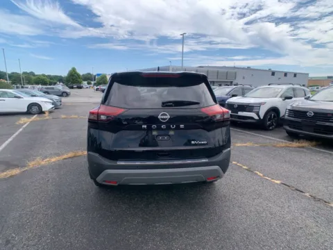 More photos of 2023 Nissan Rogue SV at Lia Nissan of Enfield, CT