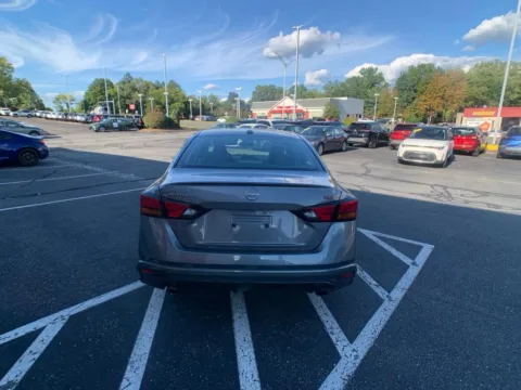 More photos of 2024 Nissan Altima 2.5 SR at Lia Nissan of Enfield, CT