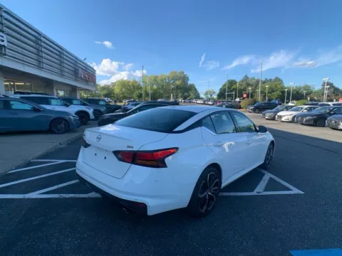 Another view of 2024 Nissan Altima 2.5 SR for sale in Enfield, CT at Lia Nissan of Enfield