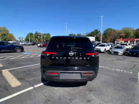 More photos of 2023 Nissan Pathfinder S at Lia Nissan of Enfield, CT