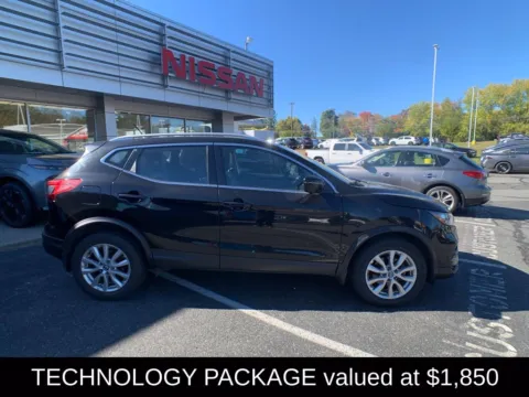 Photos of 2022 Nissan Rogue Sport SV for sale in Enfield, CT at Lia Nissan of Enfield