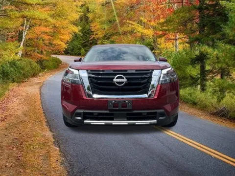 More photos of 2023 Nissan Pathfinder Platinum at Lia Nissan of Glens Falls, NY