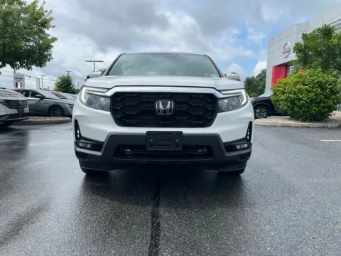 Another view of 2023 Honda Passport EX-L for sale in Queensbury, NY at Lia Nissan of Glens Falls