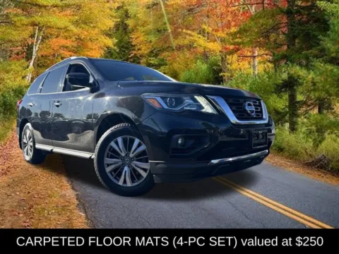 More photos of 2019 Nissan Pathfinder SV at Lia Nissan of Glens Falls, NY