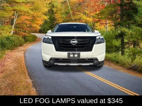More photos of 2023 Nissan Pathfinder SL at Lia Nissan of Glens Falls, NY