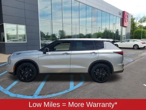 Photos of 2022 Mitsubishi Outlander SE for sale in Malta, NY at Lia Nissan of Saratoga
