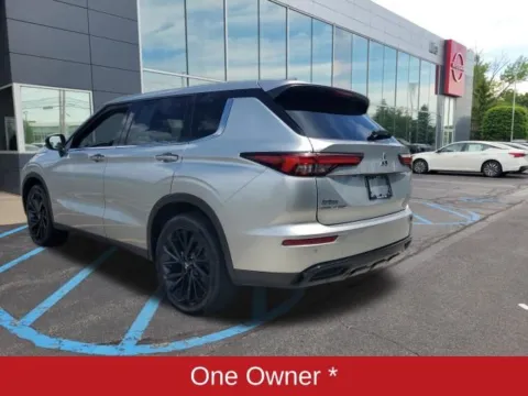 Another view of 2022 Mitsubishi Outlander SE for sale in Malta, NY at Lia Nissan of Saratoga