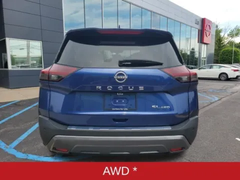 More photos of 2022 Nissan Rogue SL at Lia Nissan of Saratoga, NY