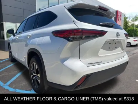 More photos of 2022 Toyota Highlander XLE at Lia Nissan of Saratoga, NY