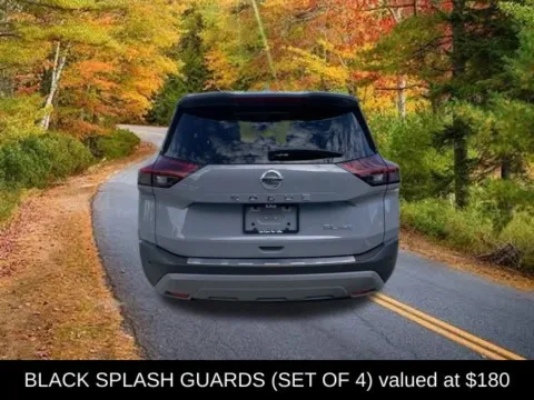 More photos of 2021 Nissan Rogue SL at Lia Nissan of Saratoga, NY