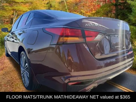 Another view of 2024 Nissan Altima 2.5 SL for sale in Malta, NY at Lia Nissan of Saratoga