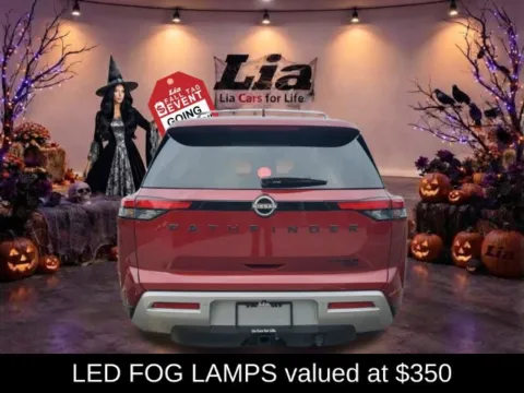 More photos of 2025 Nissan Pathfinder Platinum at Lia Nissan of Saratoga, NY