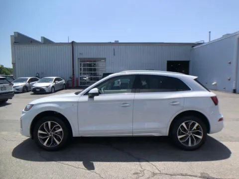 More photos of 2024 Audi Q5 45 S line Premium at Lia Toyota of Colonie, NY