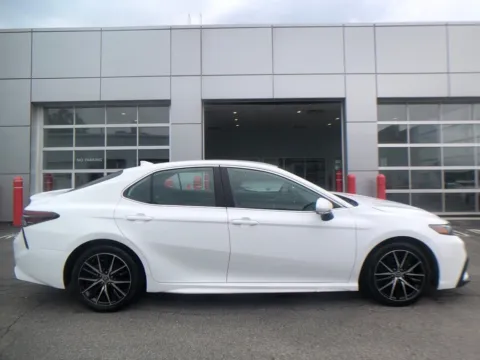 Photos of 2024 Toyota Camry SE for sale in Schenectady, NY at Lia Toyota of Colonie