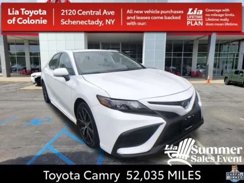 White 2024 Toyota Camry SE for sale in Schenectady, NY