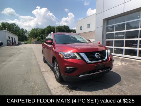 Photos of 2017 Nissan Pathfinder SL for sale in Schenectady, NY at Lia Toyota of Colonie