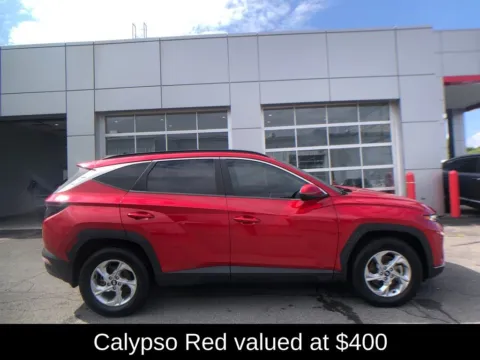 Photos of 2022 Hyundai Tucson SEL for sale in Schenectady, NY at Lia Toyota of Colonie