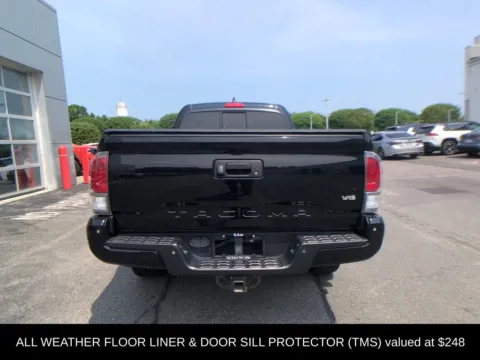More photos of 2021 Toyota Tacoma TRD Sport at Lia Toyota of Colonie, NY