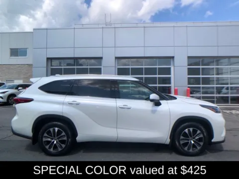Photos of 2021 Toyota Highlander XLE for sale in Schenectady, NY at Lia Toyota of Colonie