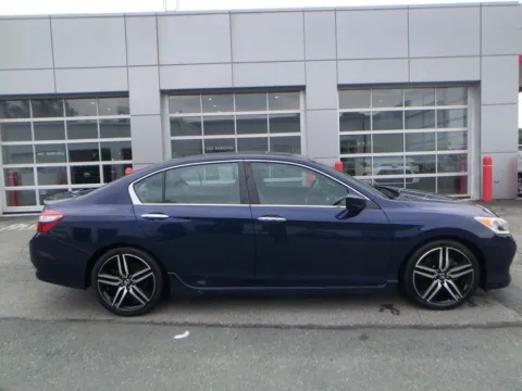 More photos of 2017 Honda Accord Sport at Lia Toyota of Colonie, NY