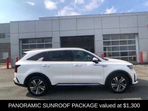 Photos of 2023 Kia Sorento Hybrid SX Prestige for sale in Schenectady, NY at Lia Toyota of Colonie