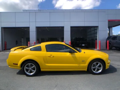 Photos of 2006 Ford Mustang GT Premium for sale in Schenectady, NY at Lia Toyota of Colonie