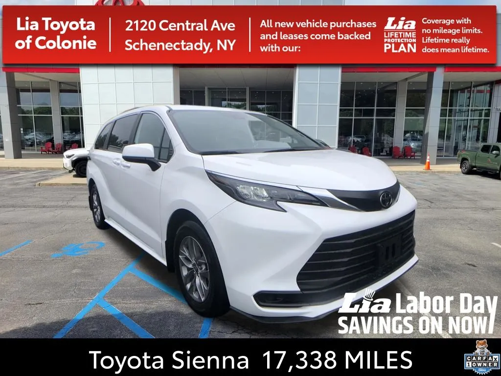 2026 Toyota Sienna LE for sale in Schenectady, NY
