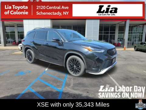 Black 2023 Toyota Highlander XSE for sale in Schenectady, NY