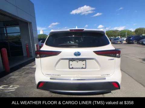 More photos of 2023 Toyota Highlander Hybrid Limited at Lia Toyota of Colonie, NY