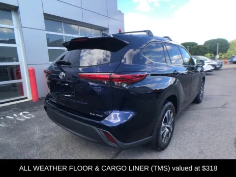 Another view of 2022 Toyota Highlander XLE for sale in Schenectady, NY at Lia Toyota of Colonie