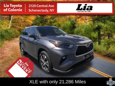 Gray 2025 Toyota Highlander XLE for sale in Schenectady, NY