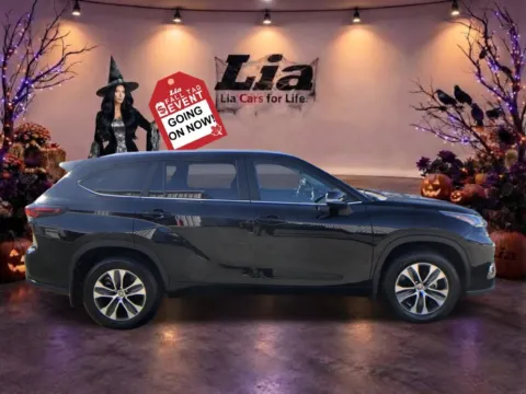 Photos of 2026 Toyota Highlander XLE for sale in Schenectady, NY at Lia Toyota of Colonie