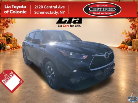 Black 2026 Toyota Highlander XLE for sale in Schenectady, NY