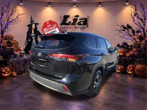 Another view of 2026 Toyota Highlander XLE for sale in Schenectady, NY at Lia Toyota of Colonie