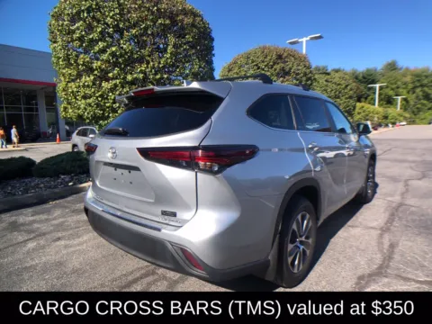 Another view of 2024 Toyota Highlander XLE for sale in Schenectady, NY at Lia Toyota of Colonie