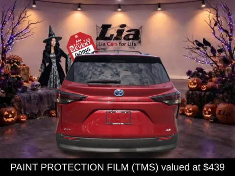 More photos of 2025 Toyota Sienna XLE at Lia Toyota of Colonie, NY