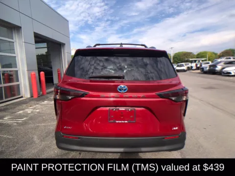 More photos of 2025 Toyota Sienna XLE at Lia Toyota of Colonie, NY