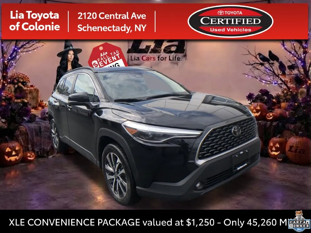 Black 2023 Toyota Corolla Cross XLE for sale in Schenectady, NY