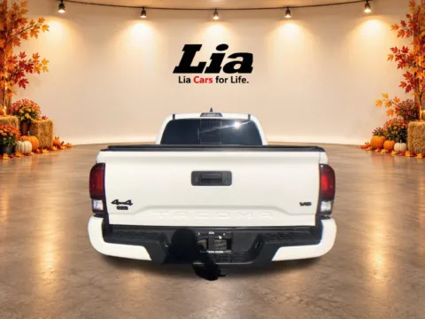 More photos of 2022 Toyota Tacoma SR5 at Lia Toyota of Colonie, NY