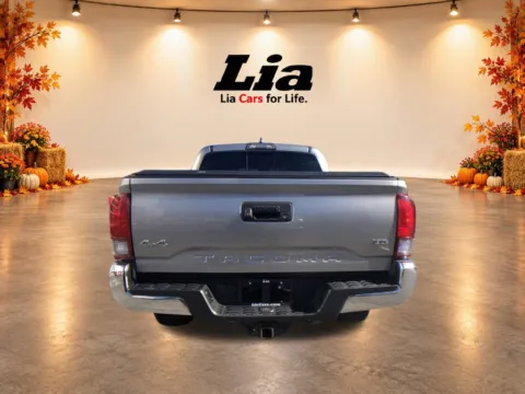 More photos of 2019 Toyota Tacoma SR5 at Lia Toyota of Colonie, NY