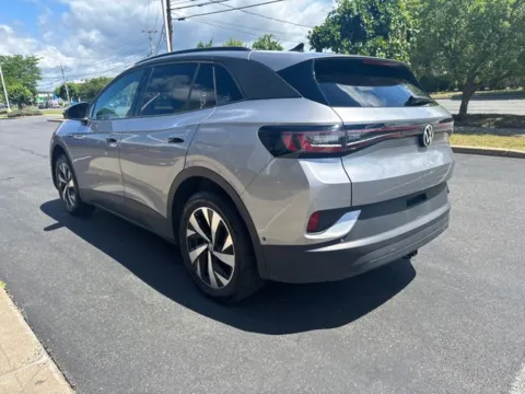 More photos of 2023 Volkswagen ID.4 Pro at Lia Toyota of Northampton, MA