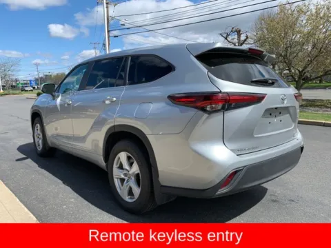 More photos of 2025 Toyota Highlander LE AWD at Lia Toyota of Northampton, MA